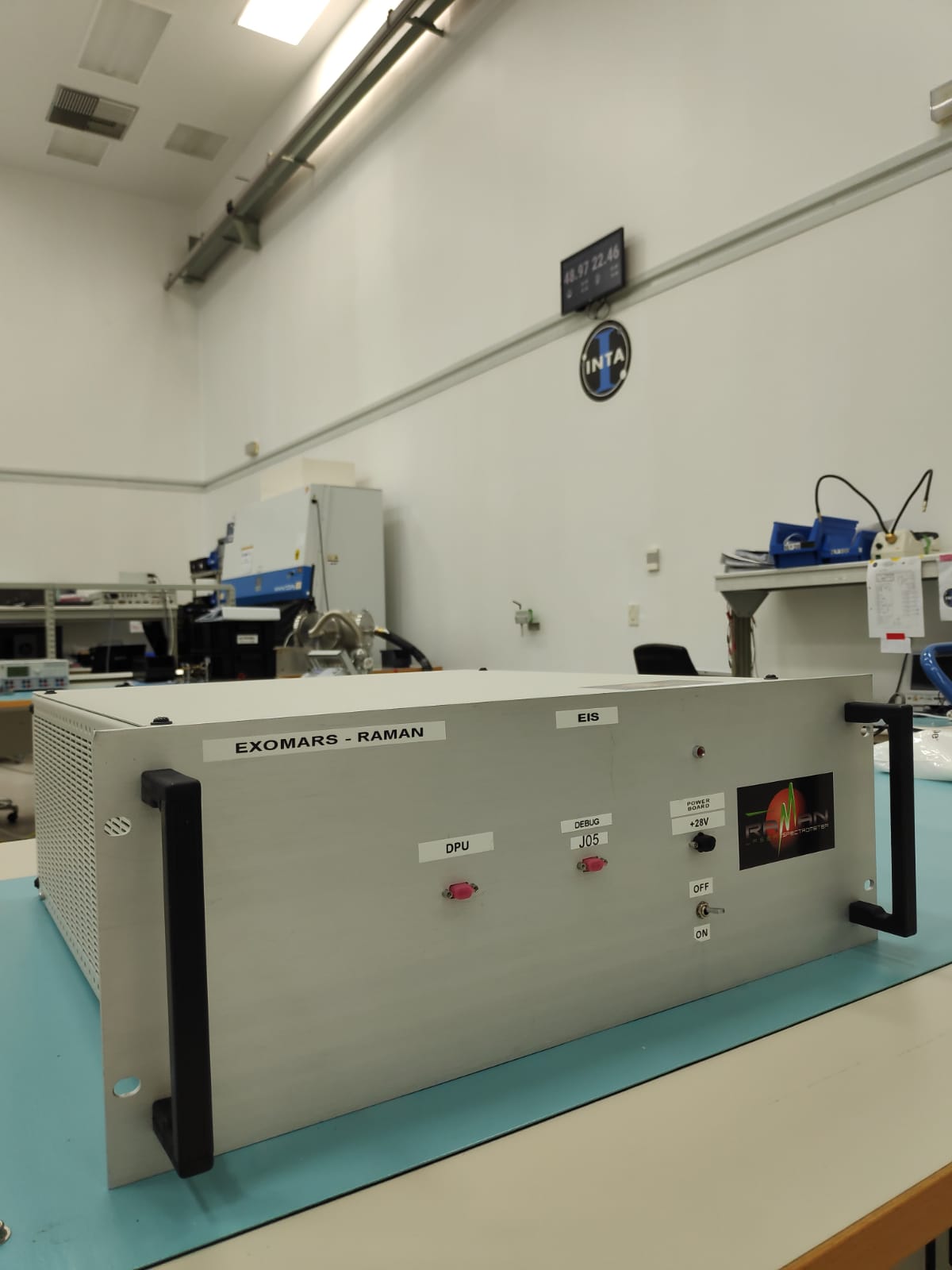 El EIS (Electrical Interface Simulator) del instrumento RLS