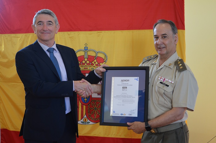 Entrega de la Certificación Norma ISO 9001:2015 al Centro de Ensayos Torregorda (CET)